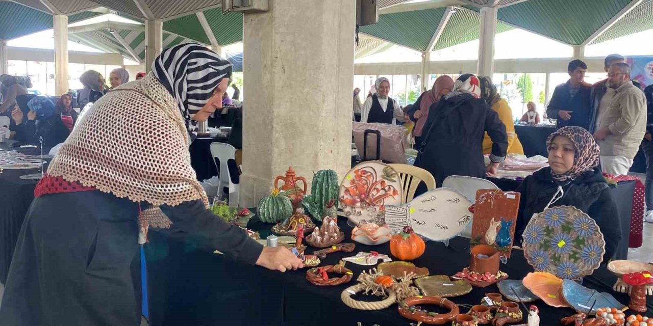 Konyalı Anneler, Anneler Günü Dolayısıyla Tezgah Başına Geçti