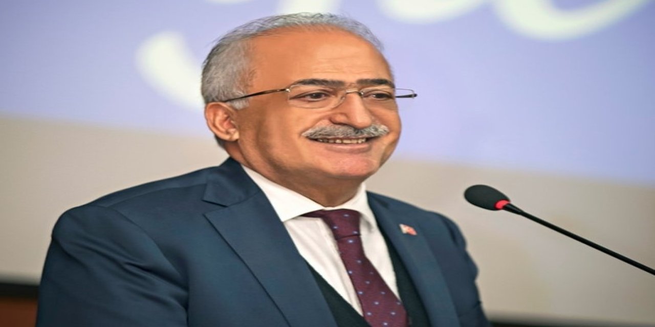 Rektör Çomaklı; “Annelerimizin Hakları, Emekleri Asla Ödenemez”