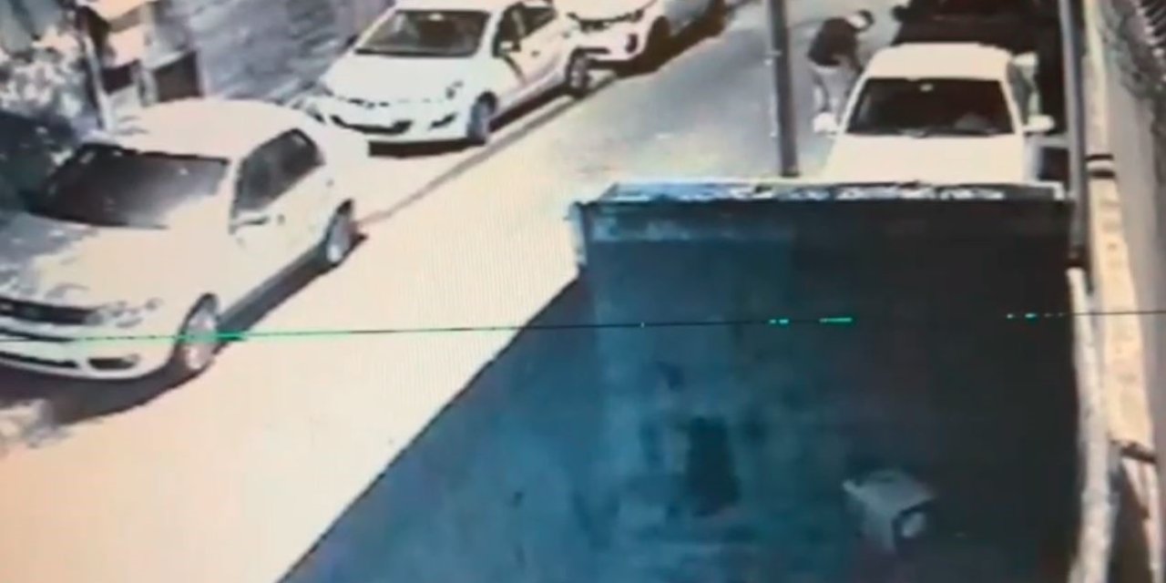 Beyoğlu’nda Park Halindeki 13 Aracın Lastiklerini Bıçakla Kesen Şahıs Yakalandı