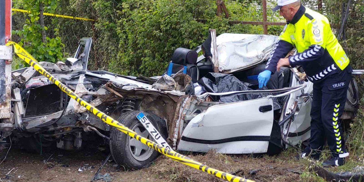 16 Kez Ehliyetsiz Araç Kullanmaktan İşlem Yapılan Sürücü Kazadan Saatler Sonra Aracında Ölü Bulundu