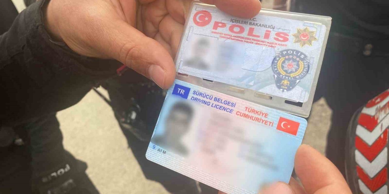 Sahte Komiser, Gerçek Polislere Yakalandı
