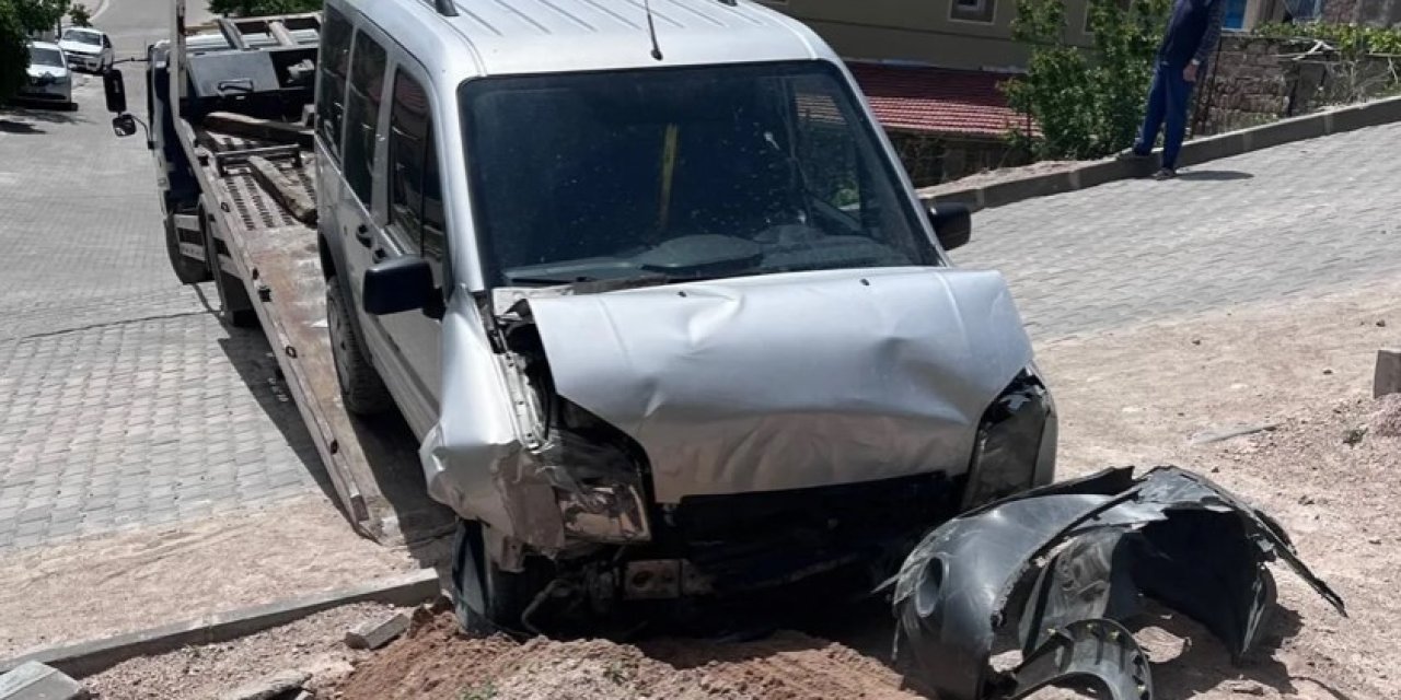 Seyir Halinde Kalp Krizi Geçiren Sürücü Hayatını Kaybetti