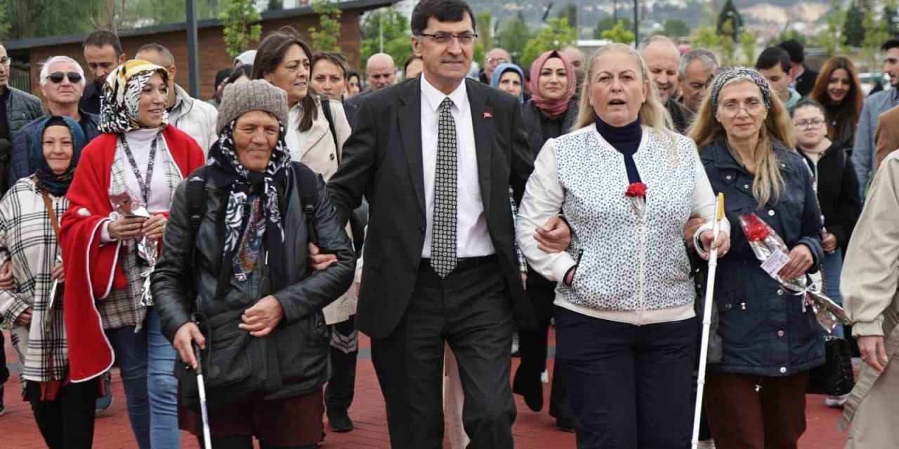 Başkan Eyüp Kahveci, Doğa Yürüyüşü Etkinliğine Katıldı