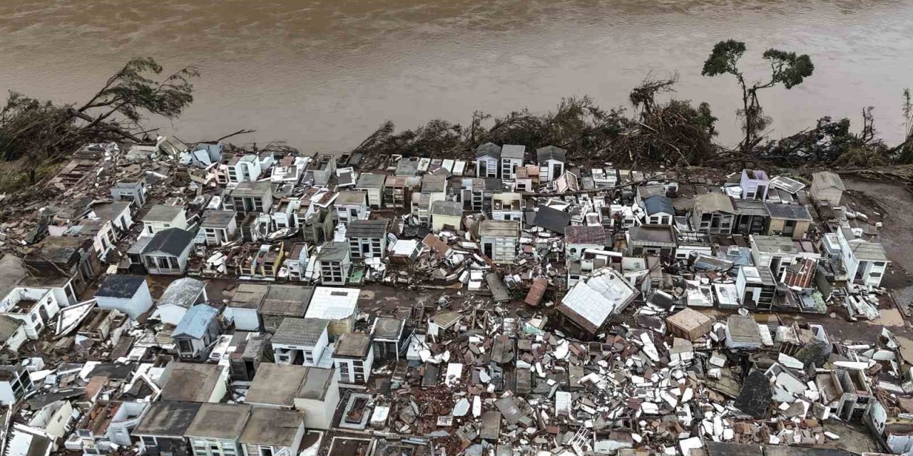 Brezilya’daki Sel Felaketinde Ölü Sayısı 143’e Yükseldi