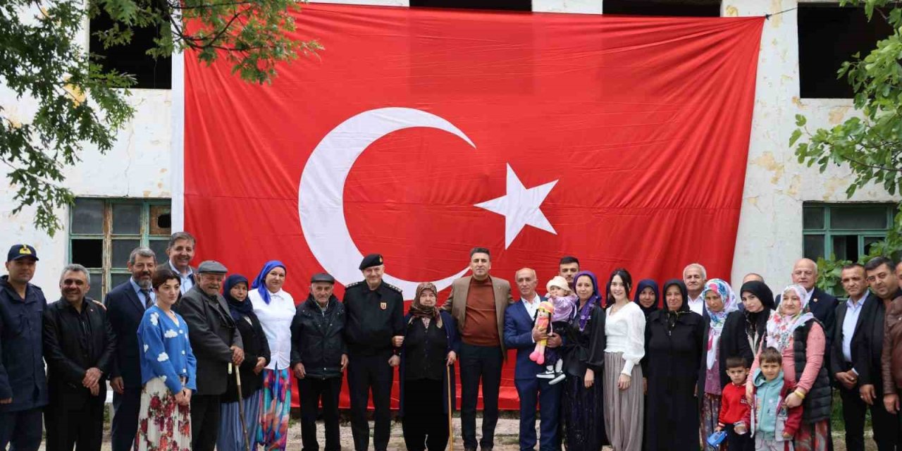 Vali Aygöl, Hıdırellez Şenliklerine Katıldı