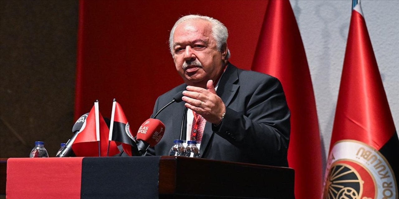 Gençlerbirliği'nin olağanüstü genel kurulunda Niyazi Akdaş yeniden başkanlığa seçildi