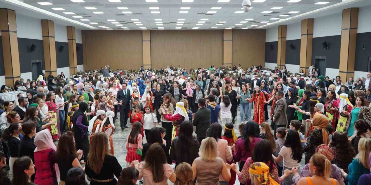 Esenyurt’ta “Sıra Gecesi” Düzenlendi