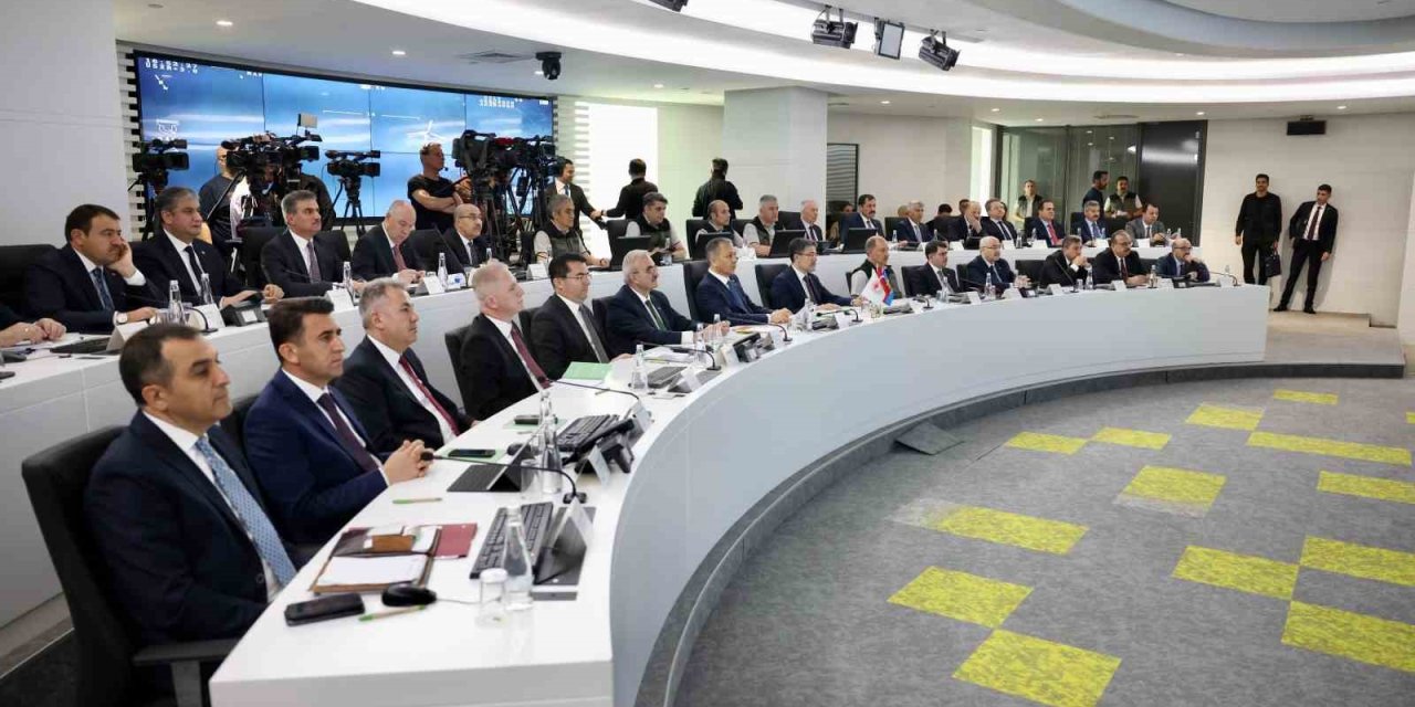 Vali Aygöl Orman Yangınlarıyla Mücadele Toplantısına Katıldı