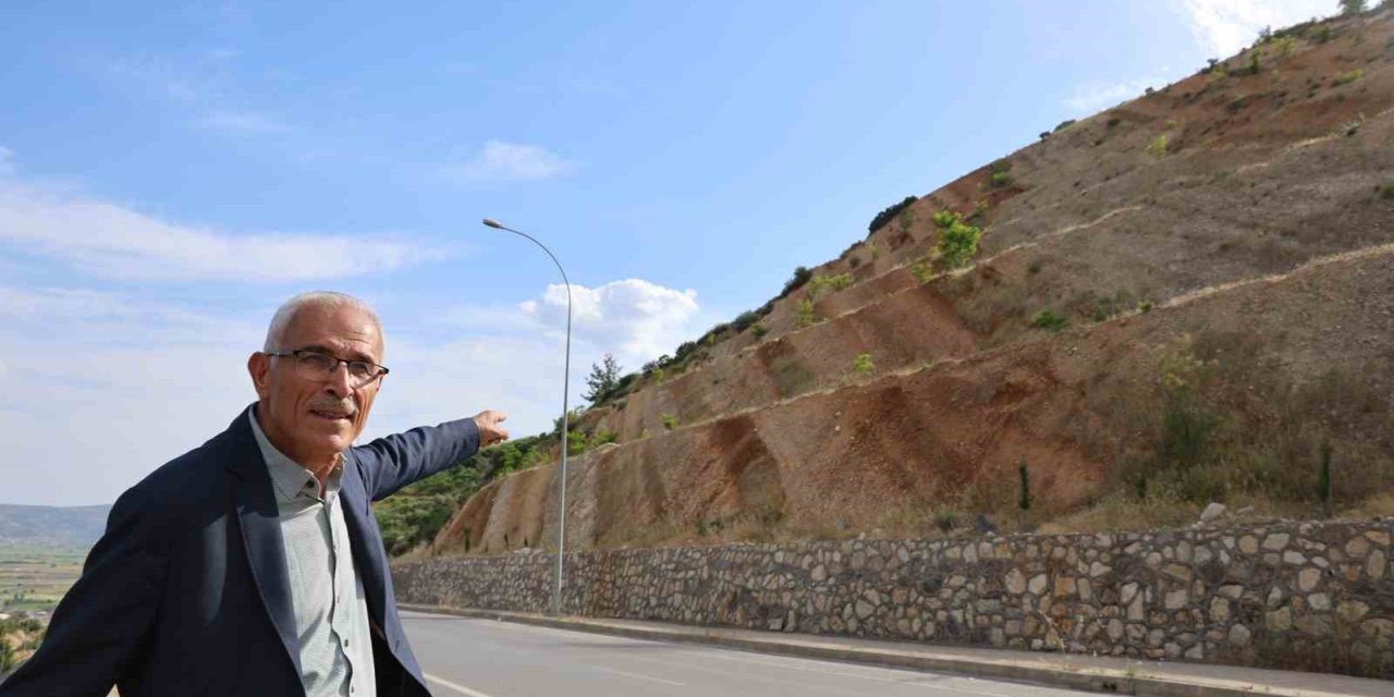 Jeoloji Mühendisi Kuruçay: "Kahramanmaraş Merkezinde ’ters Fay’ Değil Bindirme Kuşağı Faylar Var, Enerji Biriktirecek Bir Fay Bulunmuyor"