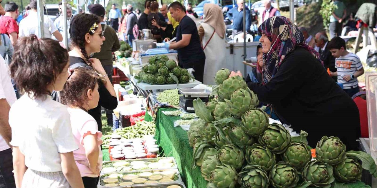 Enginarlı Tatlılar Festivale Damga Vurdu