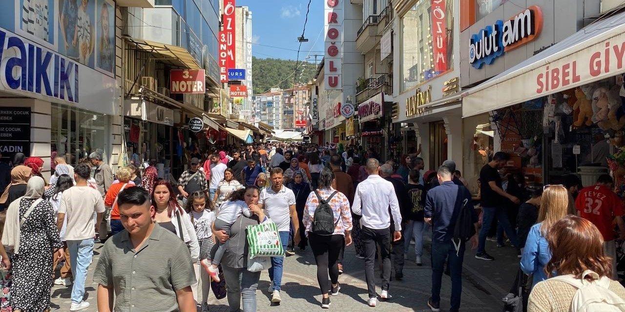 Aydın’a Yerleşen Yabancıların Sayısı 1 Yılda Yüzde 15 Azaldı