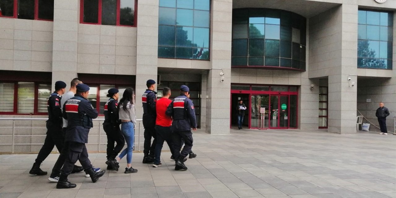 Uyuşturucu Taciri 6 Kişi Yakalandı, Biri Tutuklandı