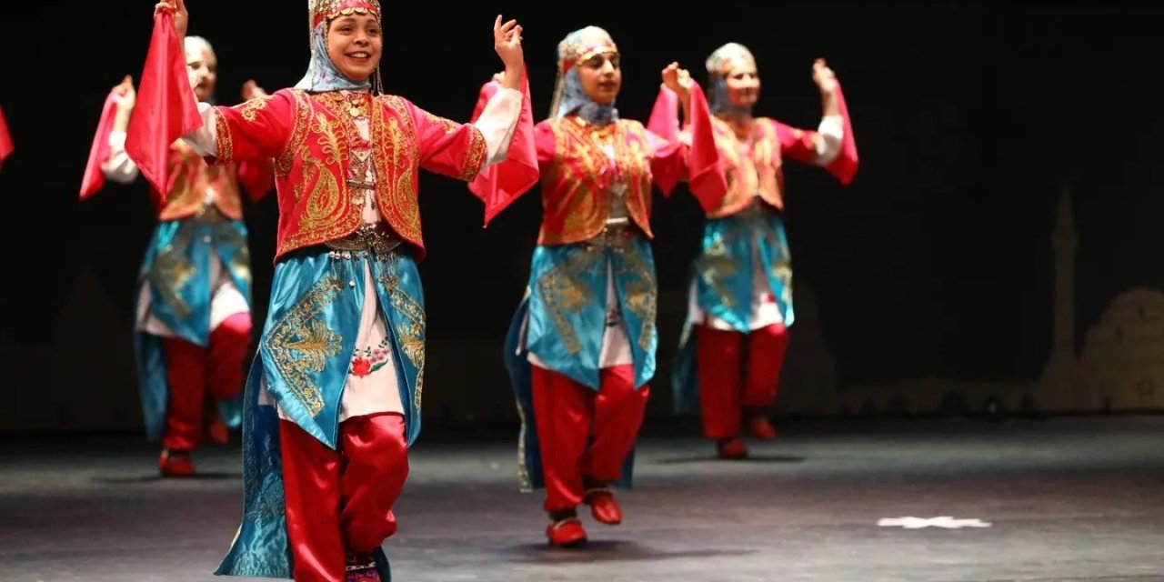 Halk Oyunları Türkiye Şampiyonası Sona Erdi