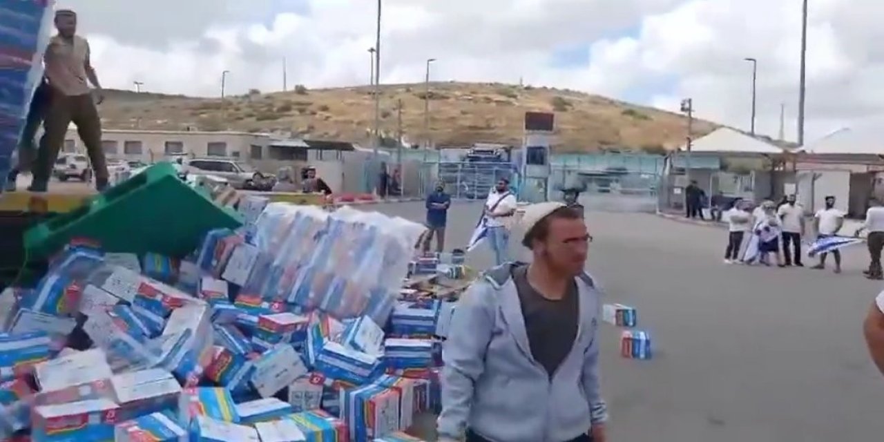 Yahudi Yerleşimciler Gazze’ye Giden Yardım Konvoyuna Saldırdı