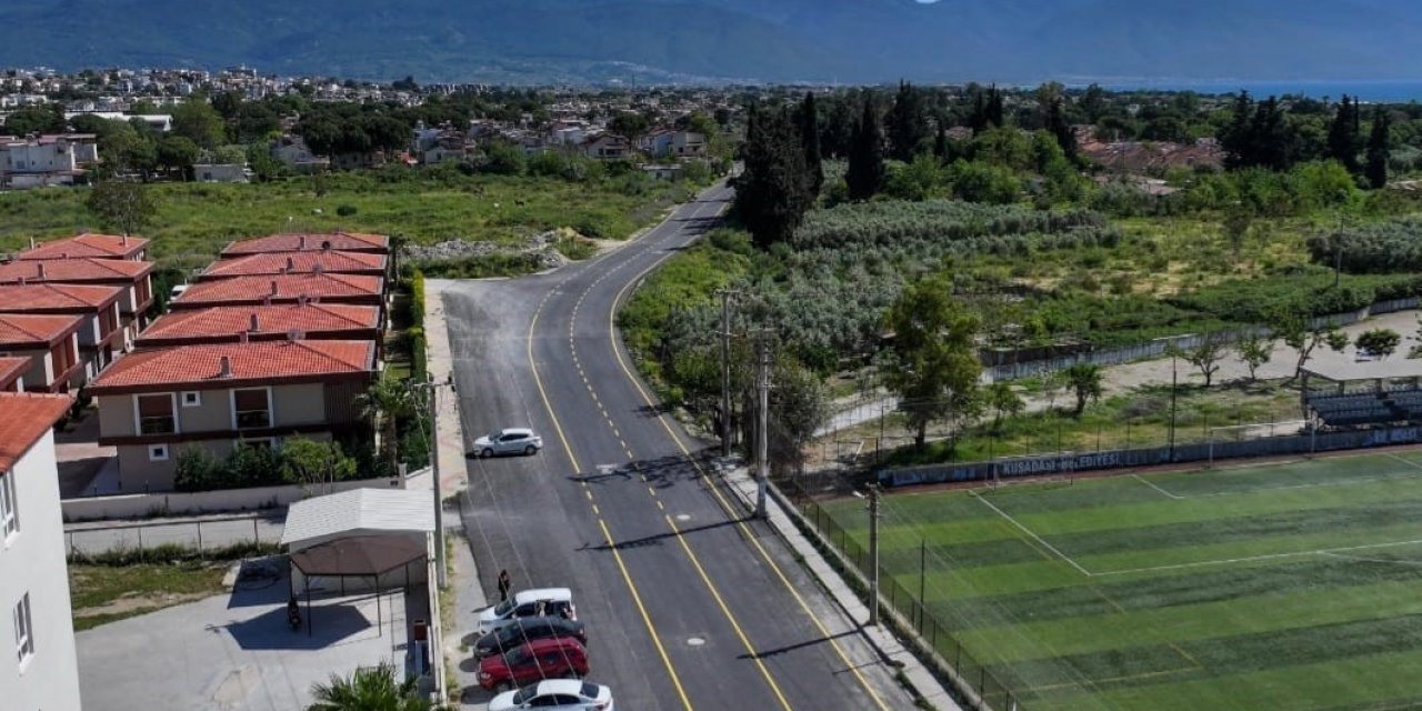 Kuşadası Belediyesi Yol Yapım Sezonuna Hızlı Başladı