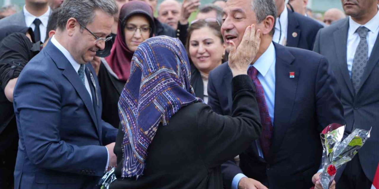 Soma’da 301 Maden Şehidi Mezarları Başında Anıldı