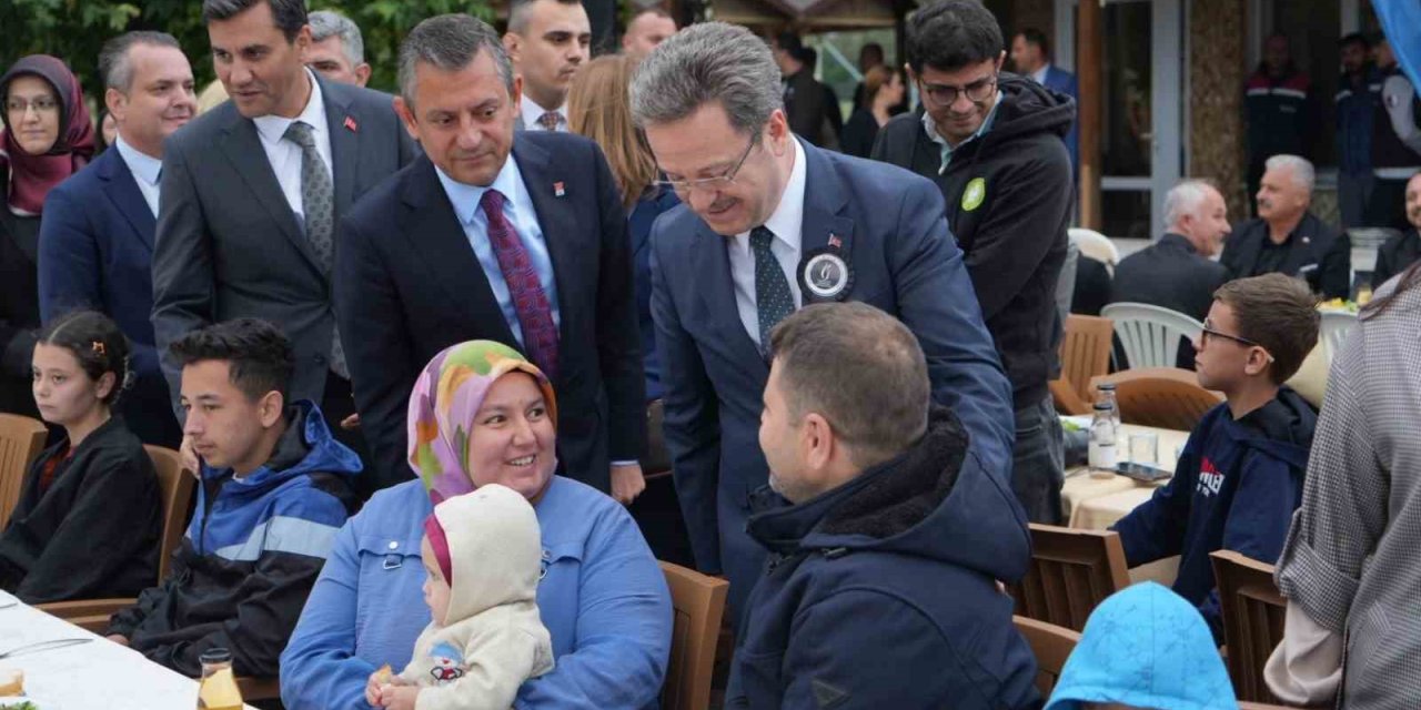 Soma Maden Şehitlerinin Ailelerinin Onuruna Akşam Yemeği Verildi