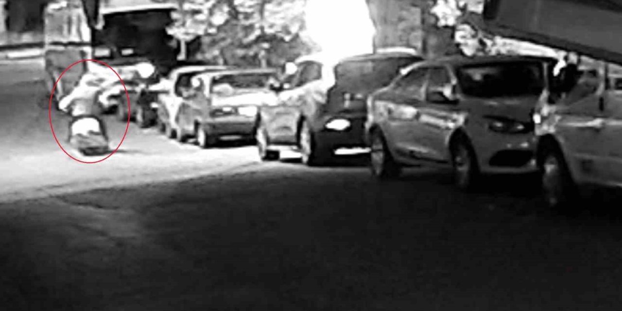 Kocaeli’de Motosikletli Saldırganların Binayı Kurşunlama Anı Kamerada