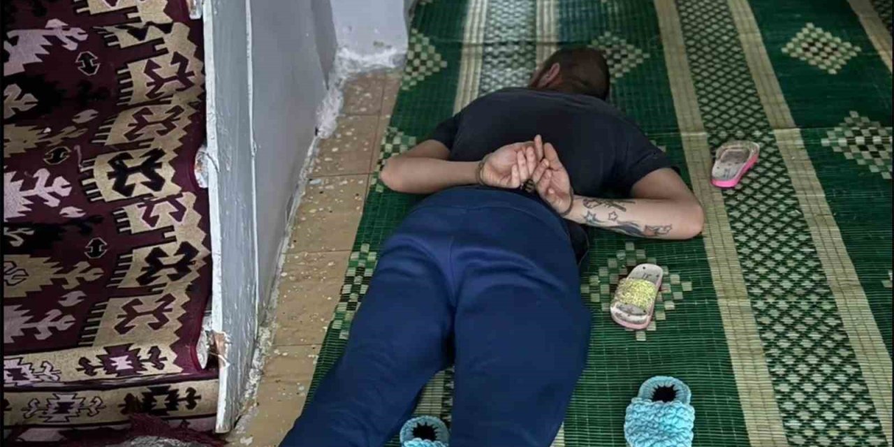 Elebaşılığını Metin Singer’in Yaptığı Organize Suç Örgütü "Mahzen-44" Operasyonu İle Çökertildi