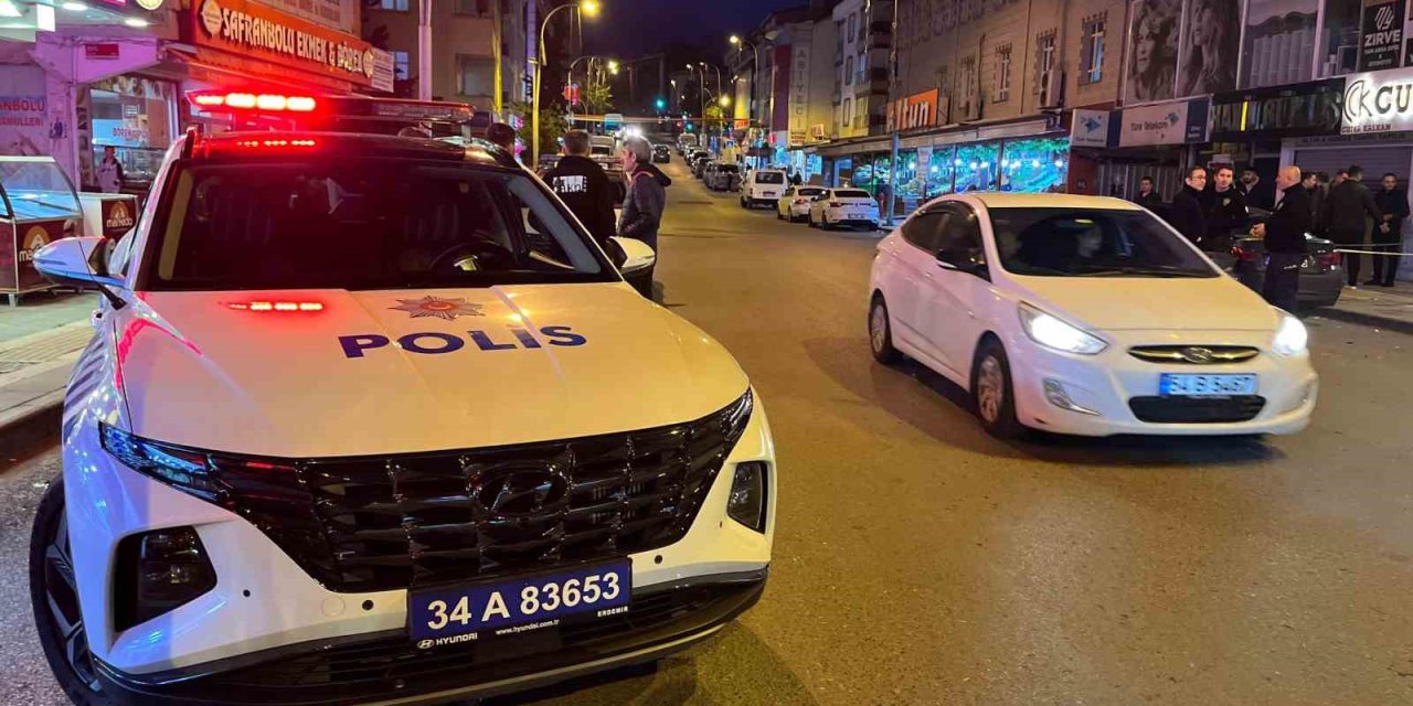 Esenyurt’ta “Yan Baktın” Kavgası Kamerada