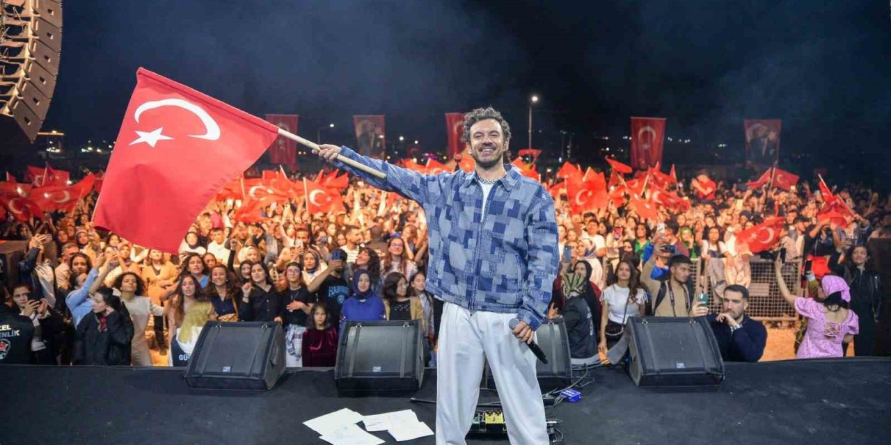 Adıyaman’da Deprem Sonrası İlk Konser