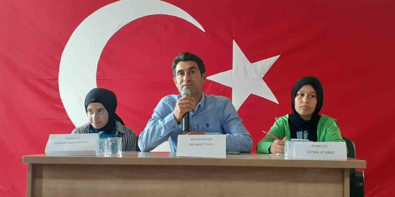 Samsat’ta Edebiyat Günleri Yapıldı