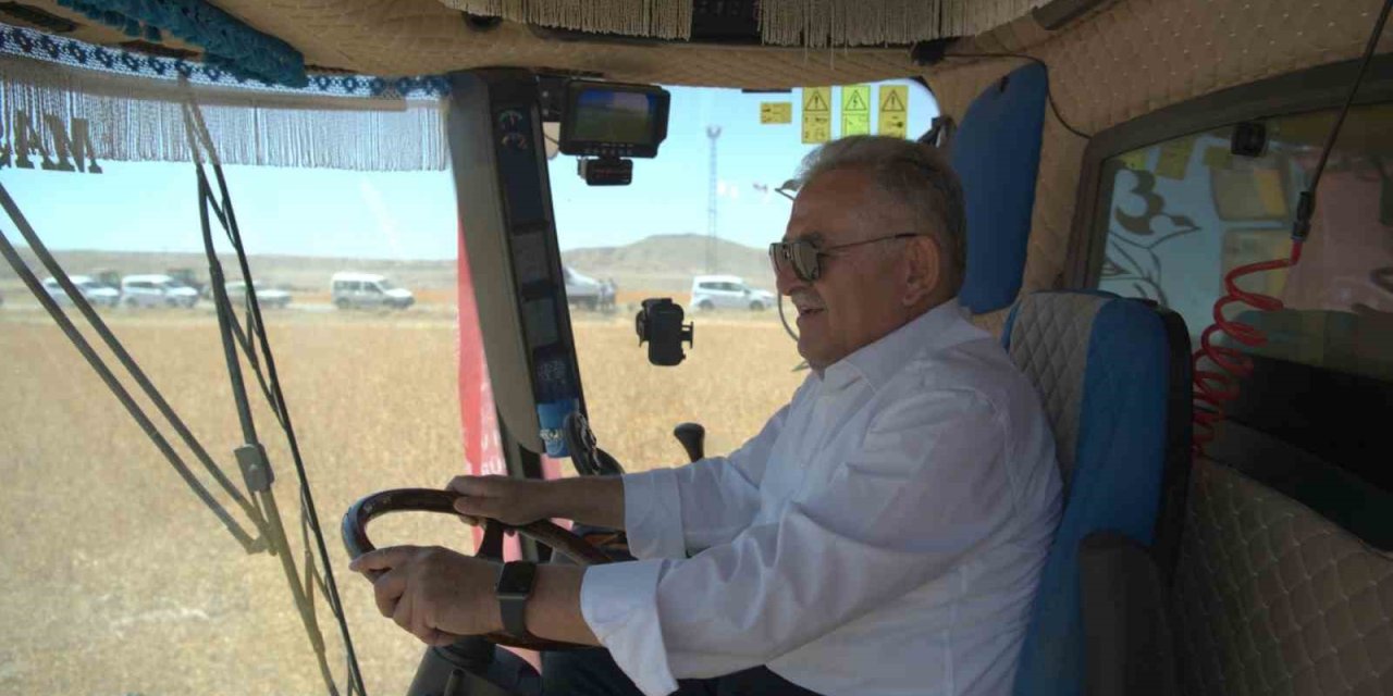 Başkan Büyükkılıç: "Çiftçinin En Güçlü Destekçisi Olarak Türkiye’ye Örnek Oluyoruz"