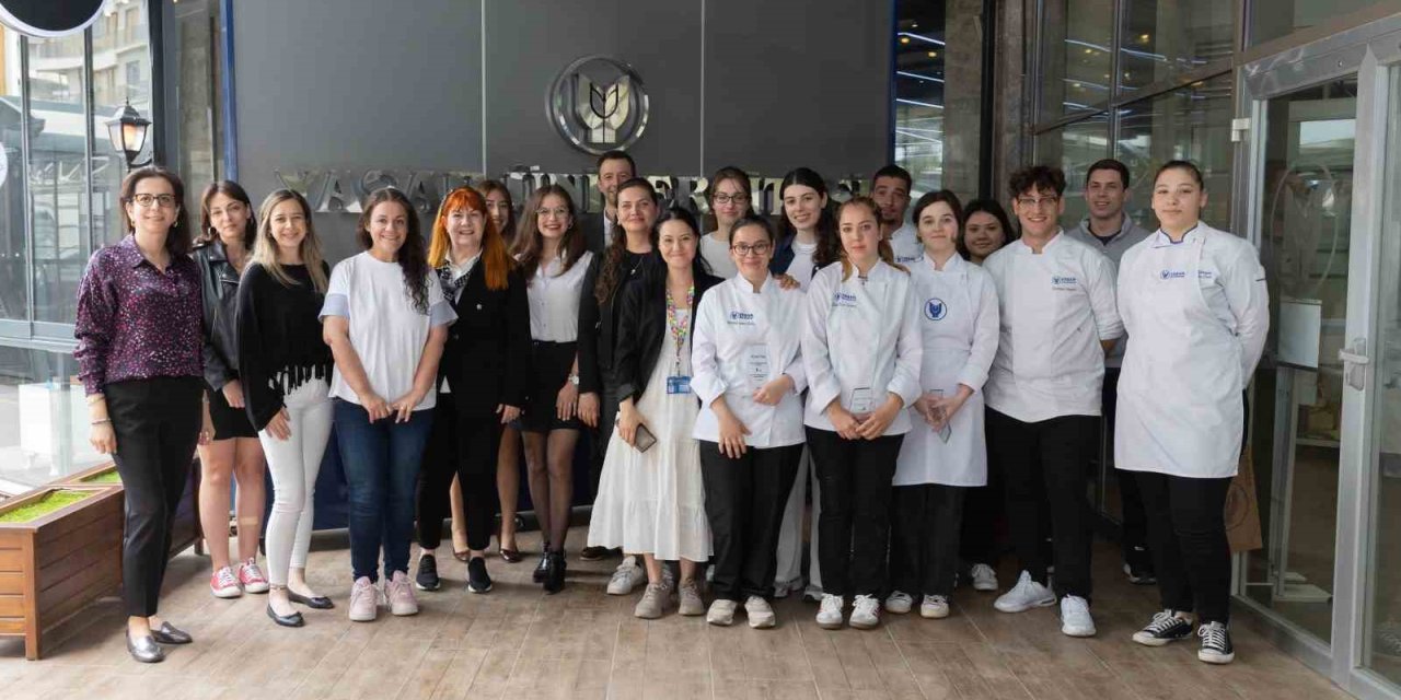 Annesinden Esinlendi, Birinci Oldu