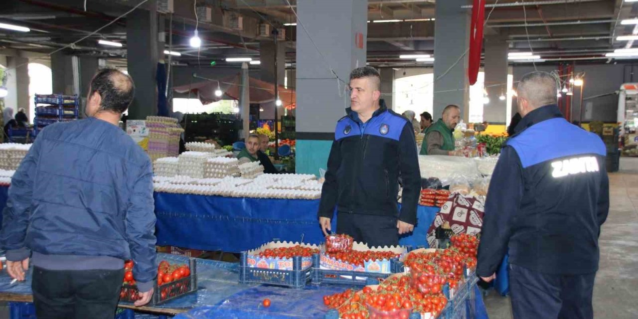 Zabıta Denetimlerini Sürdürüyor