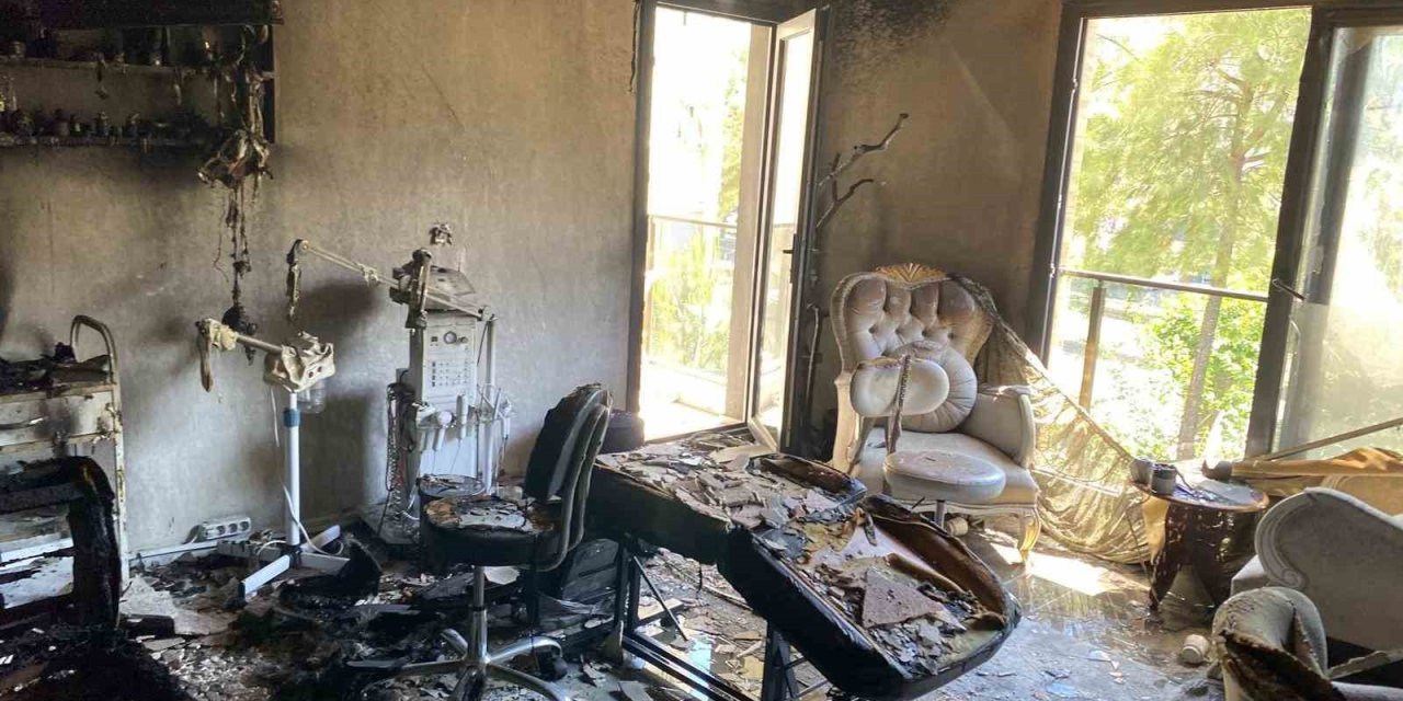 Güzellik Merkezi Alevlere Teslim Oldu