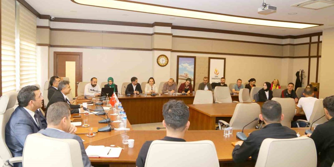 Siirt Üniversitesi Öğrenci Kalite Komisyon Üyeleri İle Öğrenci Kalite Topluluğu Bir Araya Geldi