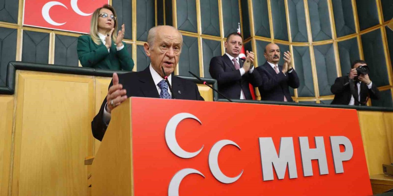 Mhp Lideri Bahçeli: “Birkaç Emniyet Müdürünün Açığa Alınmasıyla Geçiştirilemeyecek Bir Komplo Devrededir”