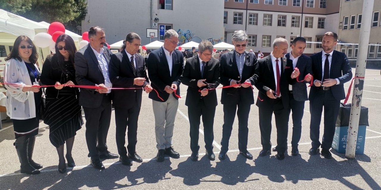 "Metem" Cumhuriyetin 100. Yılı Sergisinde Bursa’yı Sundu