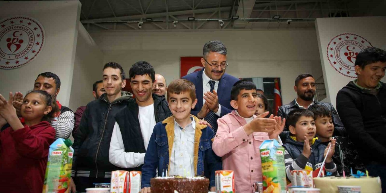 Vali Çelik ‘Biz Birlikte Varız’ Etkinliğine Katıldı