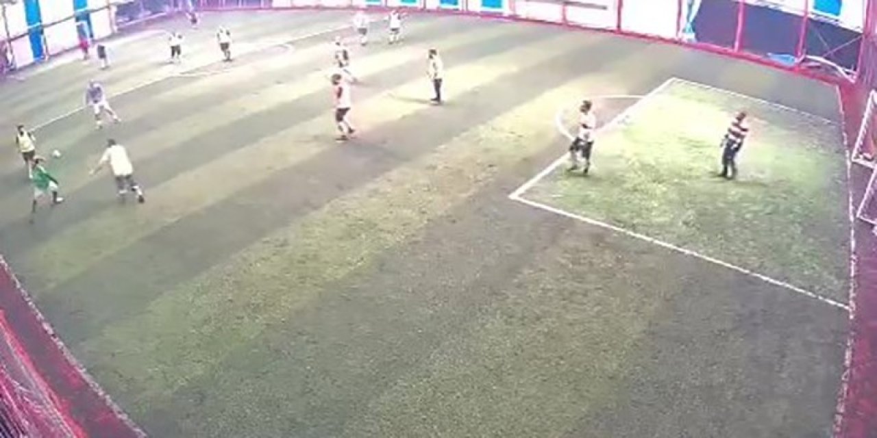 Diz Çöküp Yerlere Yattı, Yediği Golü Böyle Anlattı: “Yılın En İyi Yenilen Golüydü”