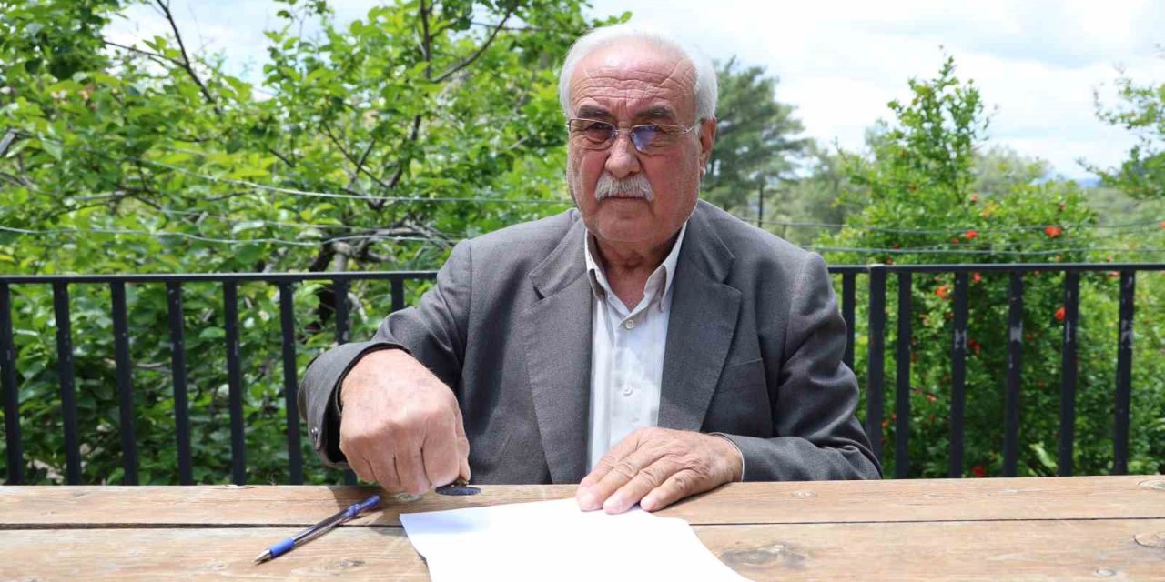 18 Başbakan, 7 Cumhurbaşkanı, 19 Vali Değişti O Hala Muhtar