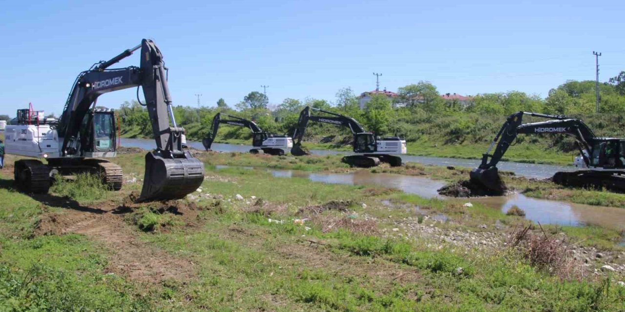 Ordu’nun Derelerinde Sel Ve Su Baskınlarına Karşı Islah Çalışması Başlatıldı