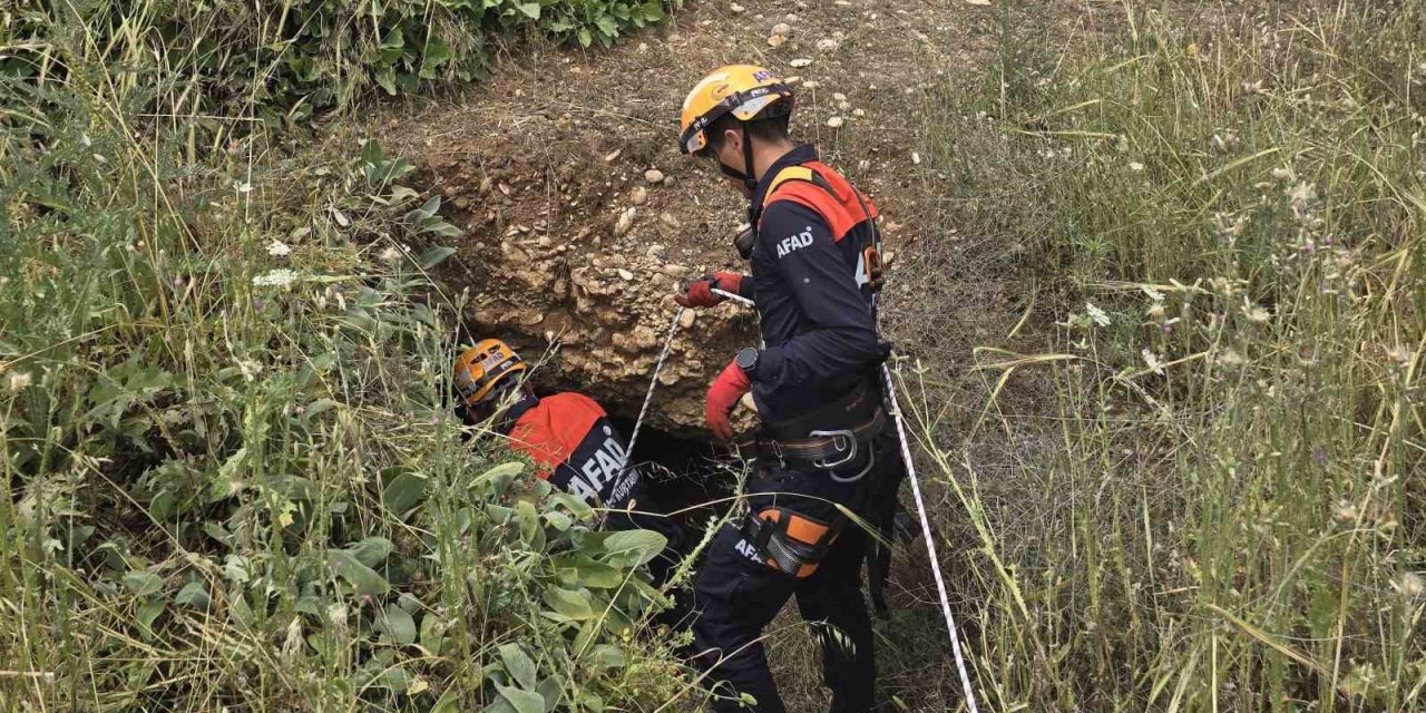 Yer Altı Mağarasında Kurtarma Operasyonu