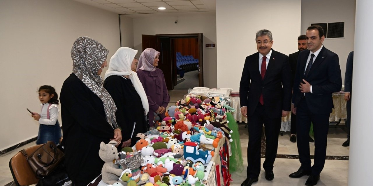 Aile Destek Merkezi Projesi Kursiyerlerinden Dönem Sonu Sergisi