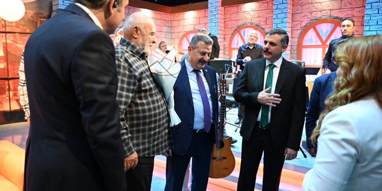 Vali Çiftçi Doğunun Sesleri’ne Konuk Oldu