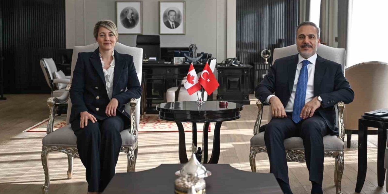 Bakan Fidan, Kanada Dışişleri Bakanı Joly İle Bir Araya Geldi