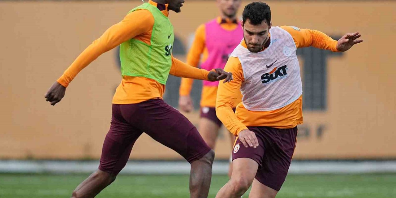 Galatasaray, Fenerbahçe Maçı Hazırlıklarına Başladı