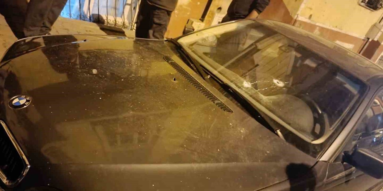 Esenyurt’ta 2 Motorcu Sokak Ortasında Rastgele Ateş Açtı