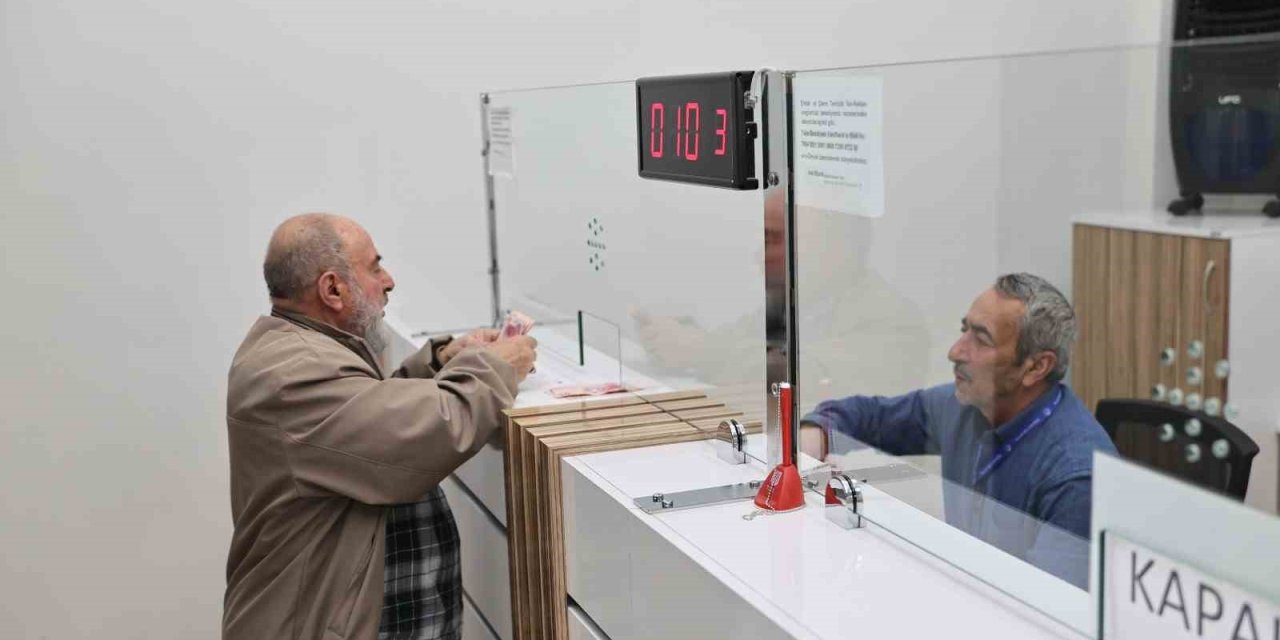 Talas Belediyesi’nde Vergi Mesaisi