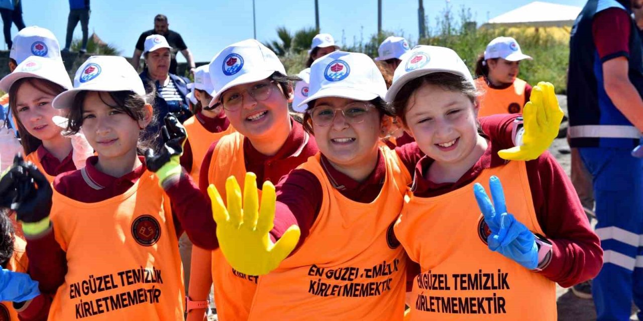 Çocuklar Büyüklerine Örnek Oldu