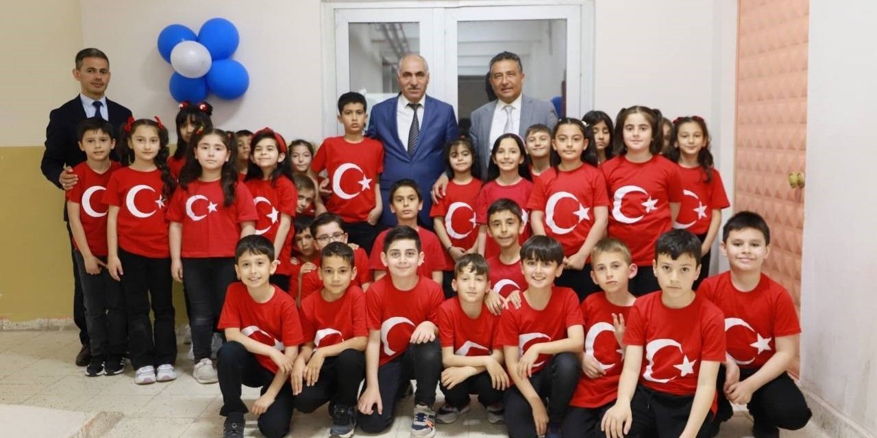 İlkokul Öğrencilerinden Şiir Şöleni