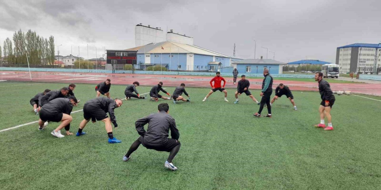 Kars 36 Spor’da Bal Ligi Heyecanı