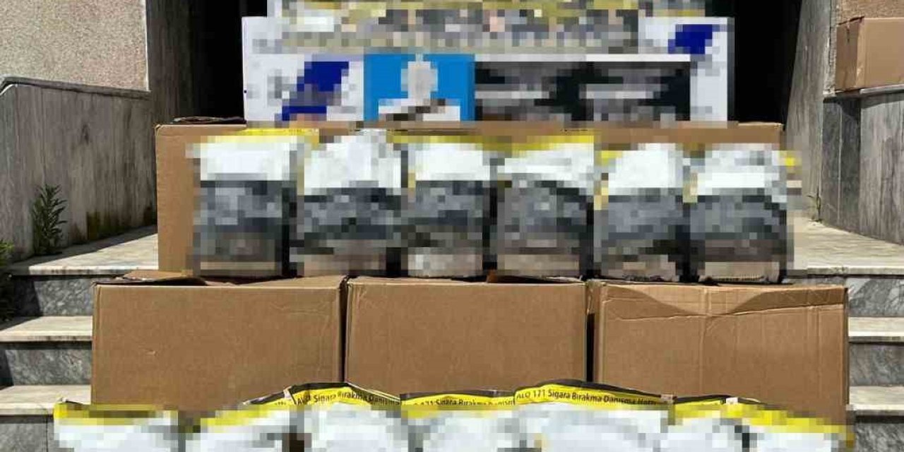 Yarım Ton Tütün Ve Binlerce Makaron Ele Geçirildi