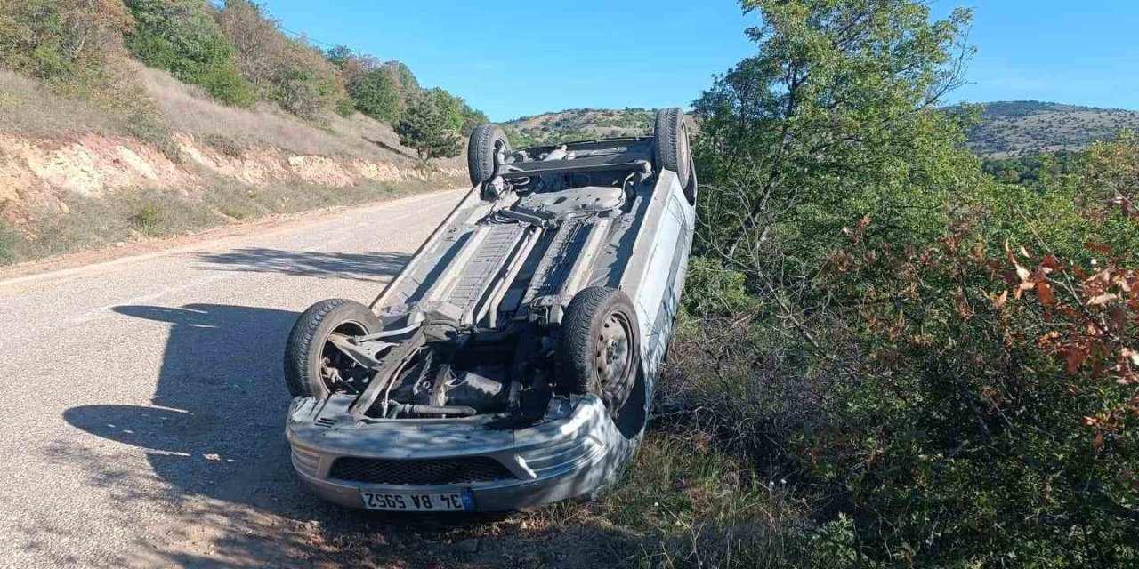 Takla Atan Araçta 3 Kişi Yaralandı