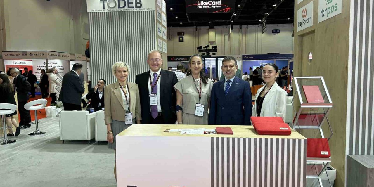 Orta Doğu’daki Fintek Fuarında Tödeb Ve Türk Markaları Öne Çıktı